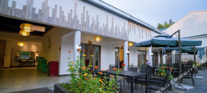 红安帝王湖别墅图片