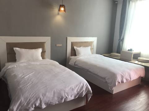 伊犁六合小院民宿