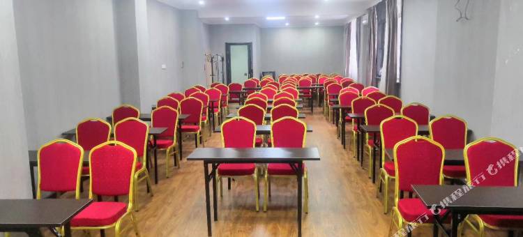 速8酒店(吉林火车站西广场店)图片