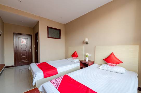 丹巴杨坡户外酒店