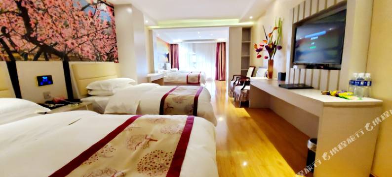 嘉鸿酒店(天汉湿地公园桥南广场店)图片