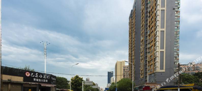 添星宾馆(武汉汪家墩地铁站店)图片