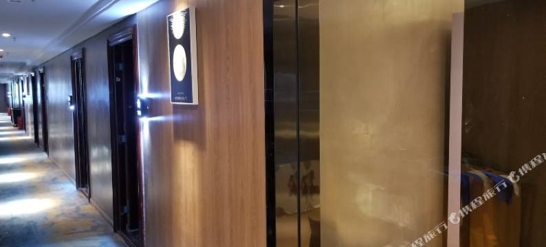 凯泽电竞酒店(长沙高铁南站店)图片