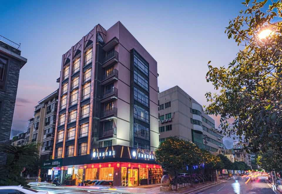 Hotel Overview
