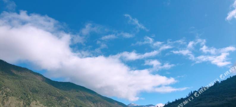 鑫豪大酒店(稻城亚丁景区店)图片