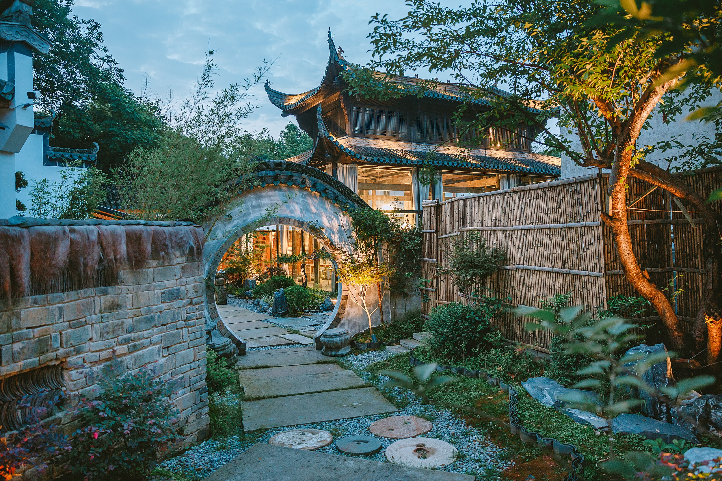 UPCLOUD·SHEDEMOYUN VILLA Over view