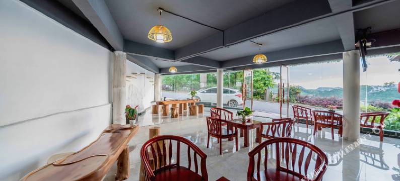 凯里凯鸿酒店(万达广场贵州电子信息职业技术学院店)图片