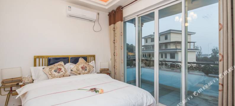 苏州太湖边优品别墅名宿(名流公墓路分店)图片