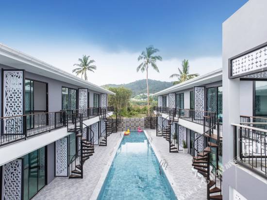 那打灣泳池連通別墅度假村