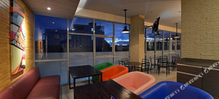 蒂博尼哥罗POP!酒店(Pop! Hotel Diponegoro)图片
