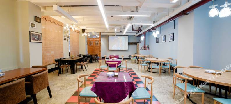 甲居艺井酒店(成都植物园地铁站店)图片