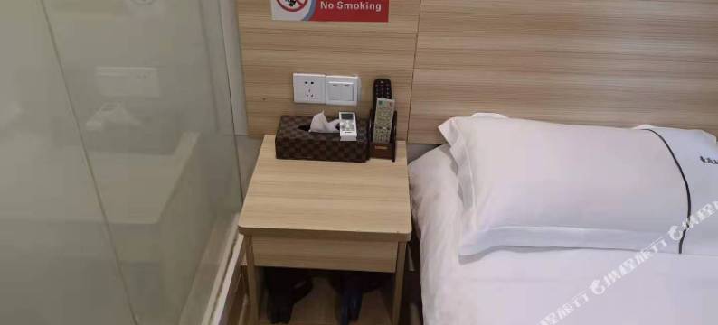 深圳雅庭时尚公寓(罗湖口岸火车站店)图片