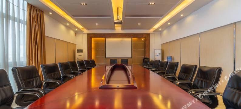 新豫东大酒店(洛阳王城公园万达广场店)图片