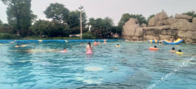 遂平温泉小镇农家乐宾馆图片