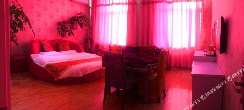 滦平中楚假日酒店图片