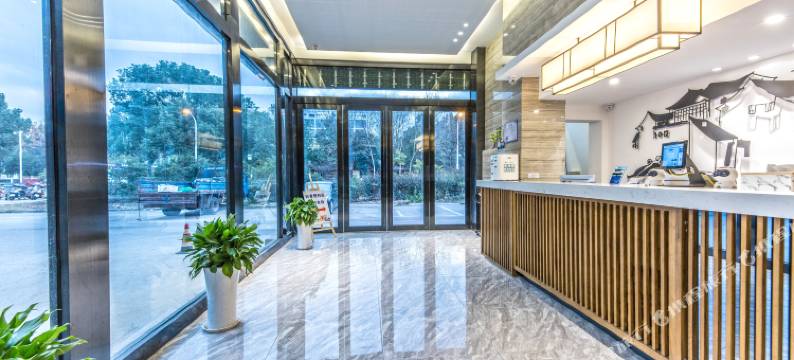 花居轻奢酒店(苏州金鸡湖博览中心店)图片