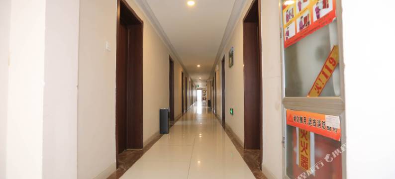 高青爱尊客酒店图片