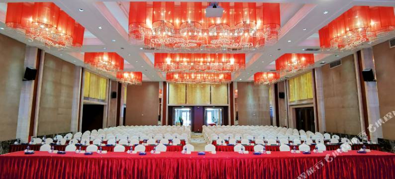 奥园高尔夫酒店(广州汉溪长隆地铁站店)图片