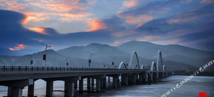 桓仁百盛宾馆(音乐喷泉章樾公园店)图片