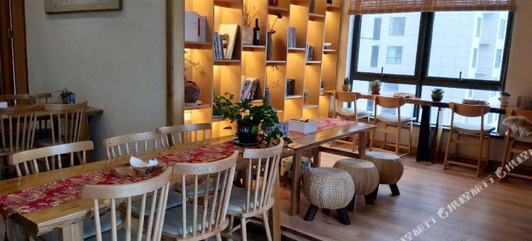 六盘水天利城市民宿(万达广场店)图片