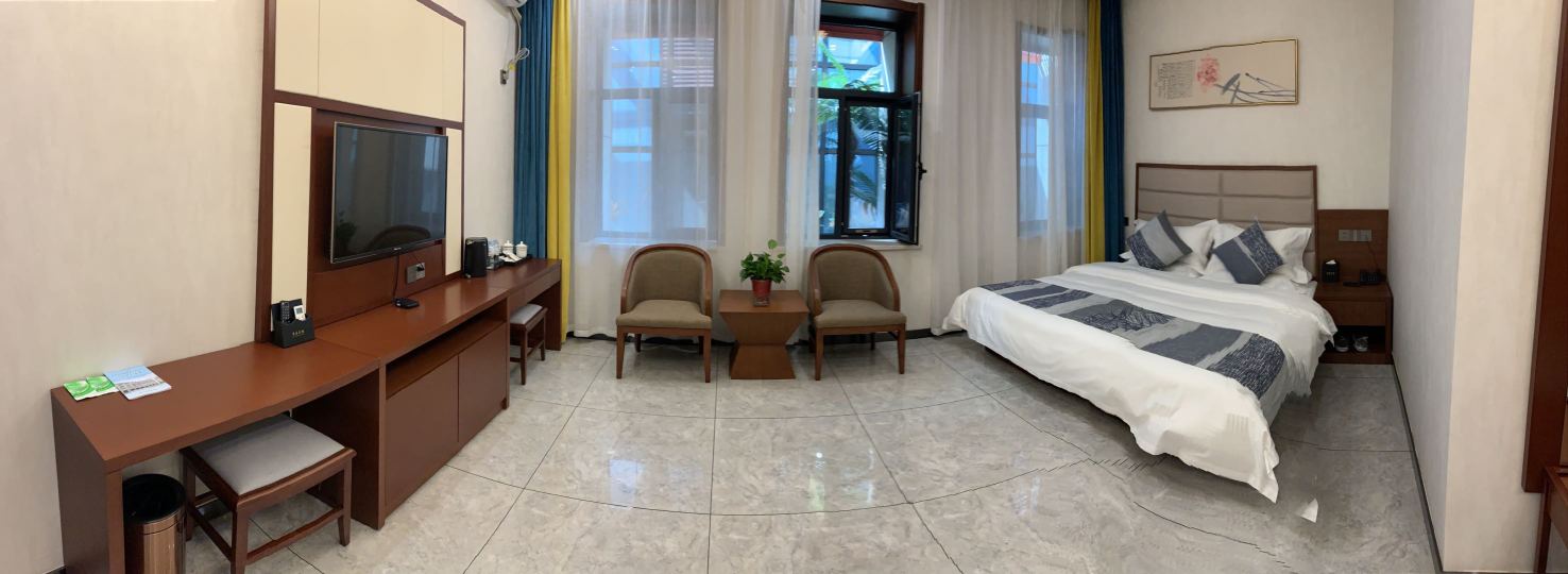 Pu County Hotel Over view