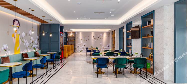 白玉兰酒店(泰安高铁站泮河公园店)图片