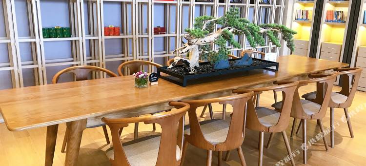 延安大学枣园南路亚朵酒店图片