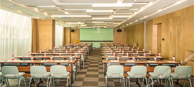 榆林榆阳西路火车站亚朵酒店图片