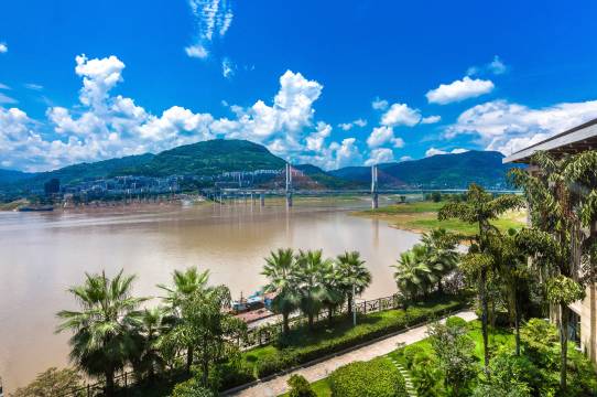 云阳两江假日丽呈华廷酒店图片