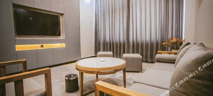 克拉玛依雲上雲端精品酒店图片