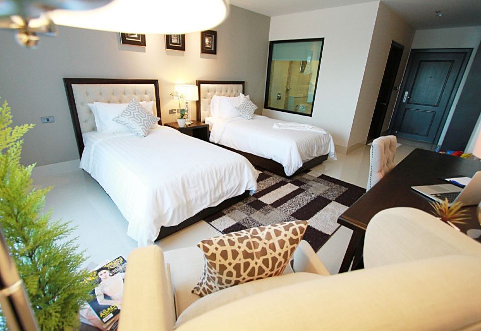 SN Plus HotelHotel Overview