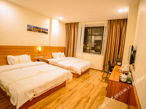 昭平江景湾假日酒店