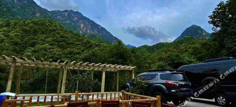 黄山西窗山舍民宿(黄山风景区西门售票处店)图片