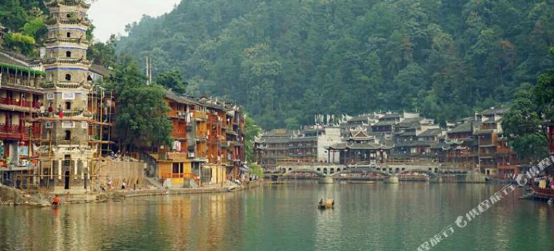 亲的客栈·凤凰临江店图片