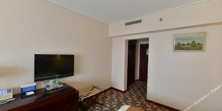 地址(位置,怎么去,怎么走):  北京市石景山区石景山路29号京燕大厦1层