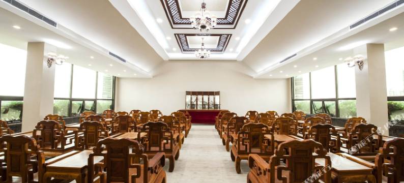 茂名电白金源大酒店(万达广场店)图片