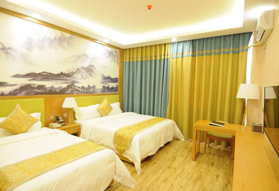  Hotel Overview