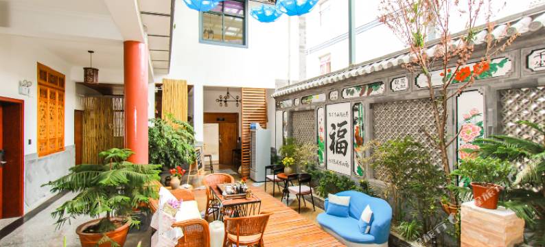 大理聆海阁客栈(洱海才村店)图片