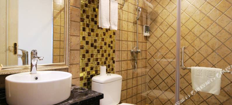 瑞金异国特色酒店(重庆火车北站店)图片