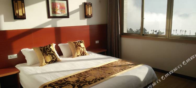 薄刀峰凌云山庄图片