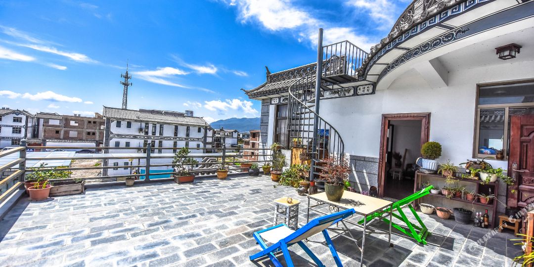 大理市 >> 酒店  标签: 宾馆客栈 大理才村逸栈共多少人浏览:2628135