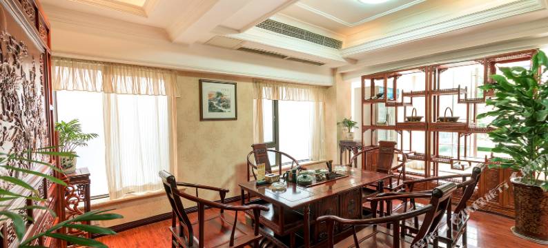 峨眉山亨堡酒店图片