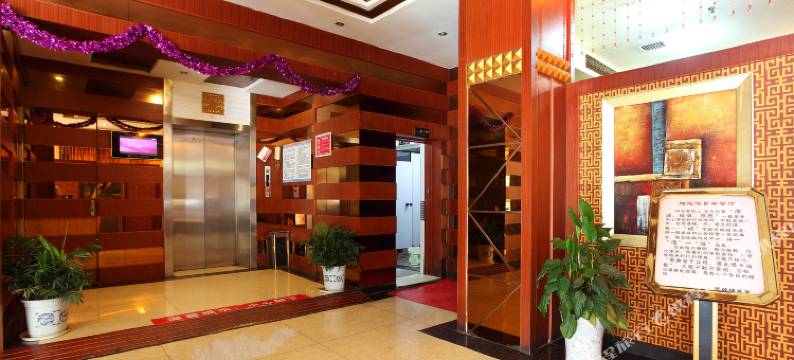 石首阳光假日酒店图片