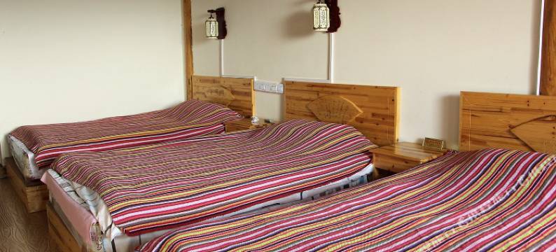 丽江束河香柳客栈图片