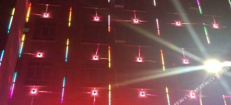 新斑马主题酒店(乌鲁木齐新天润国际社区地窝堡机场店)图片