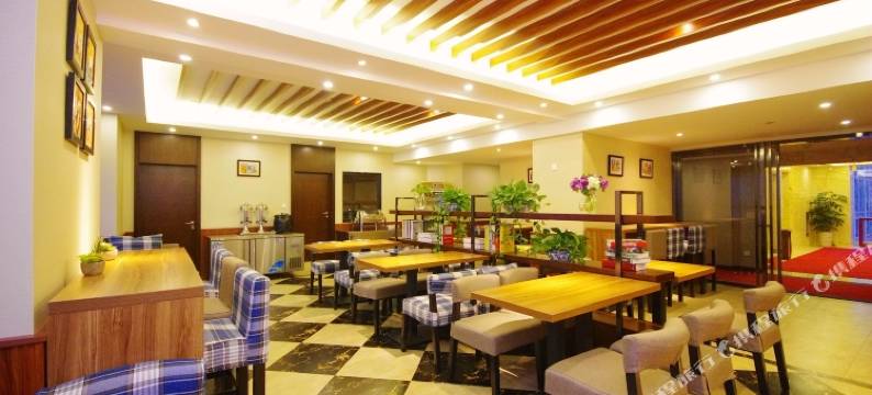 乐山盘龙银座酒店(高铁站世豪广场店)图片