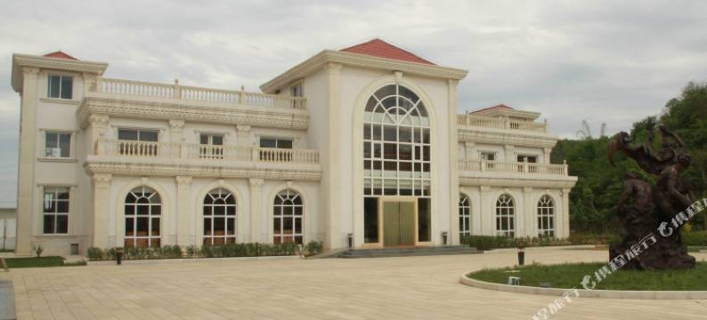 普者黑太阳魂酒店图片