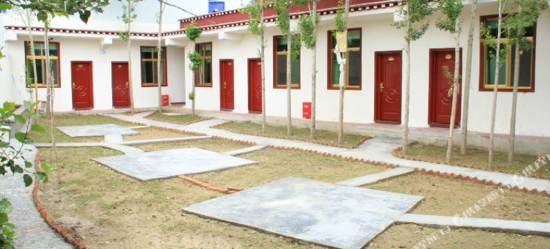 贡嘎龙港宾馆图片