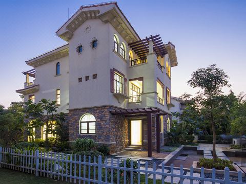 Hi Villa (Chengmai Yingbin Bandao Xihai'an)Hotel Overview