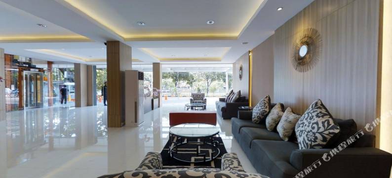 雅加达格罗丽亚格洛戈尔套房酒店(The Gloria Suites Grogol)图片